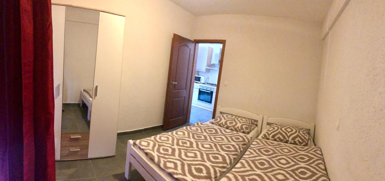 Apartmani Janja Starigrad Paklenica Zewnętrze zdjęcie